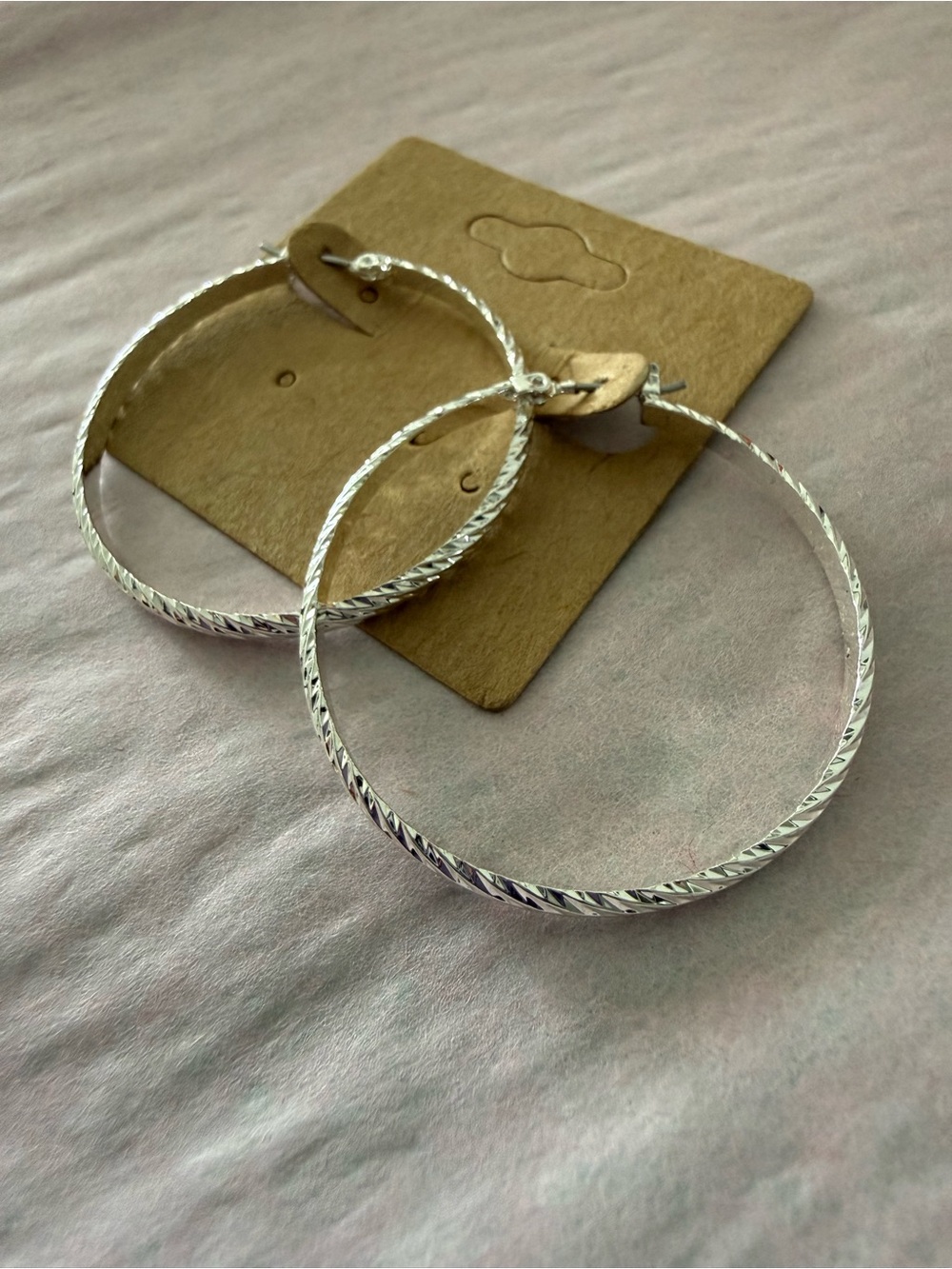 Source Unknown Silver Textured Twisted Hoop Earrings - Picture 3 of 10